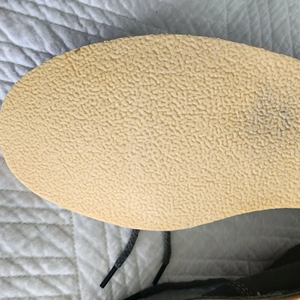 Stacey Adams leather gum sole shoes